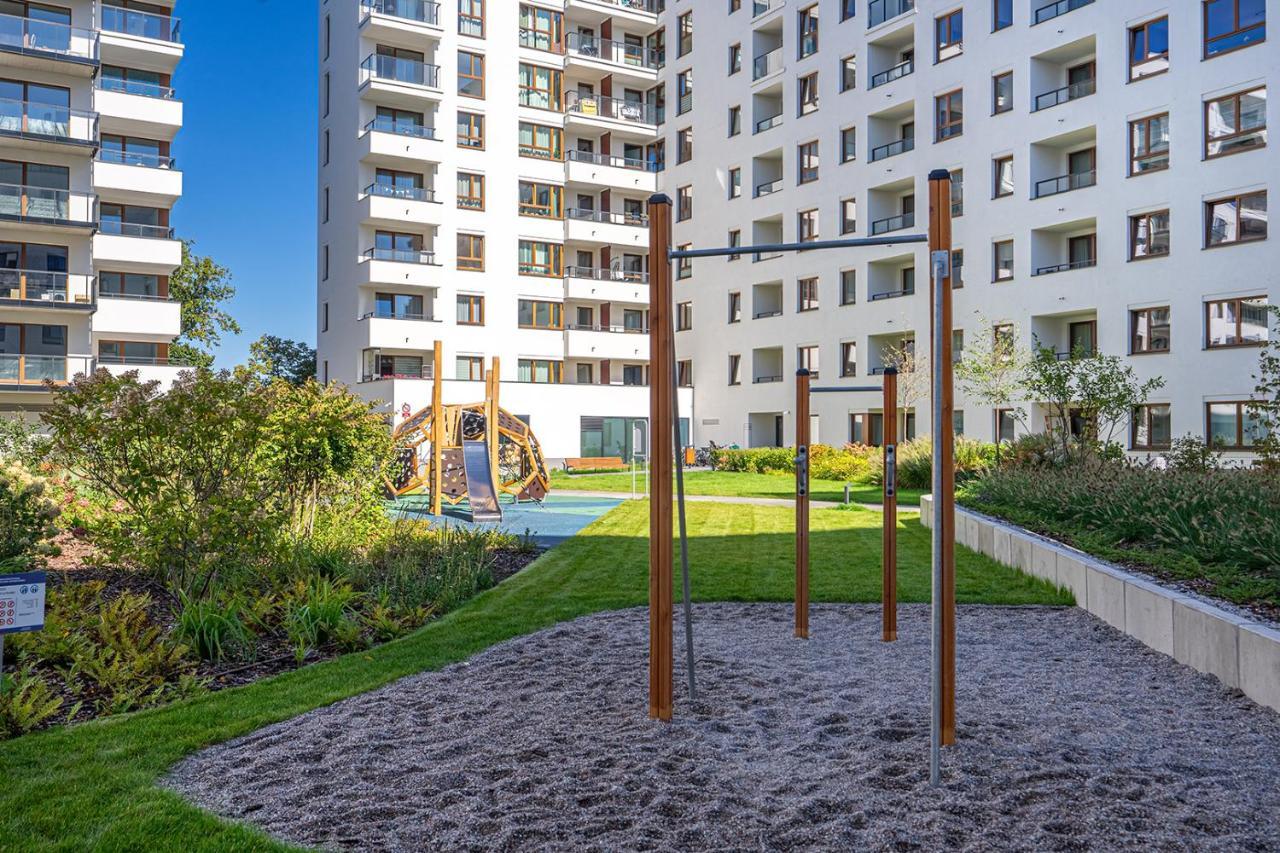 Lotnisko Chopina Modern Studio Varsó Kültér fotó